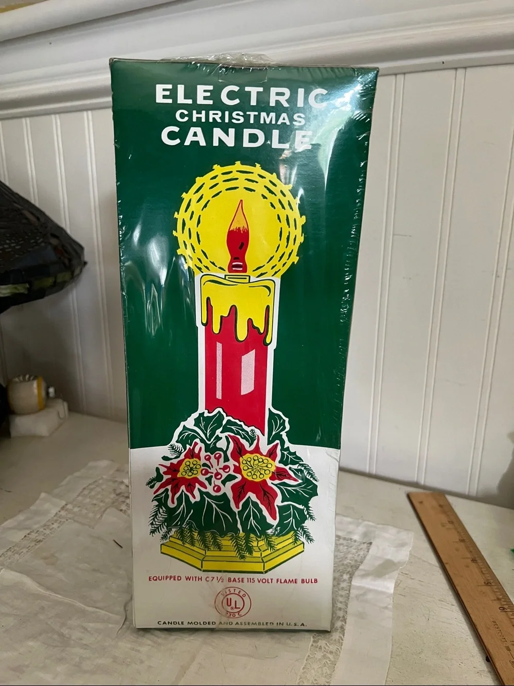 NWT Vtg Electric Christmas Candle Foil Cardboard Plastic Wreath Drip Wax Kitschy